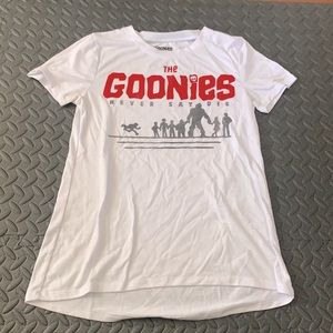 Goonies t shirt
